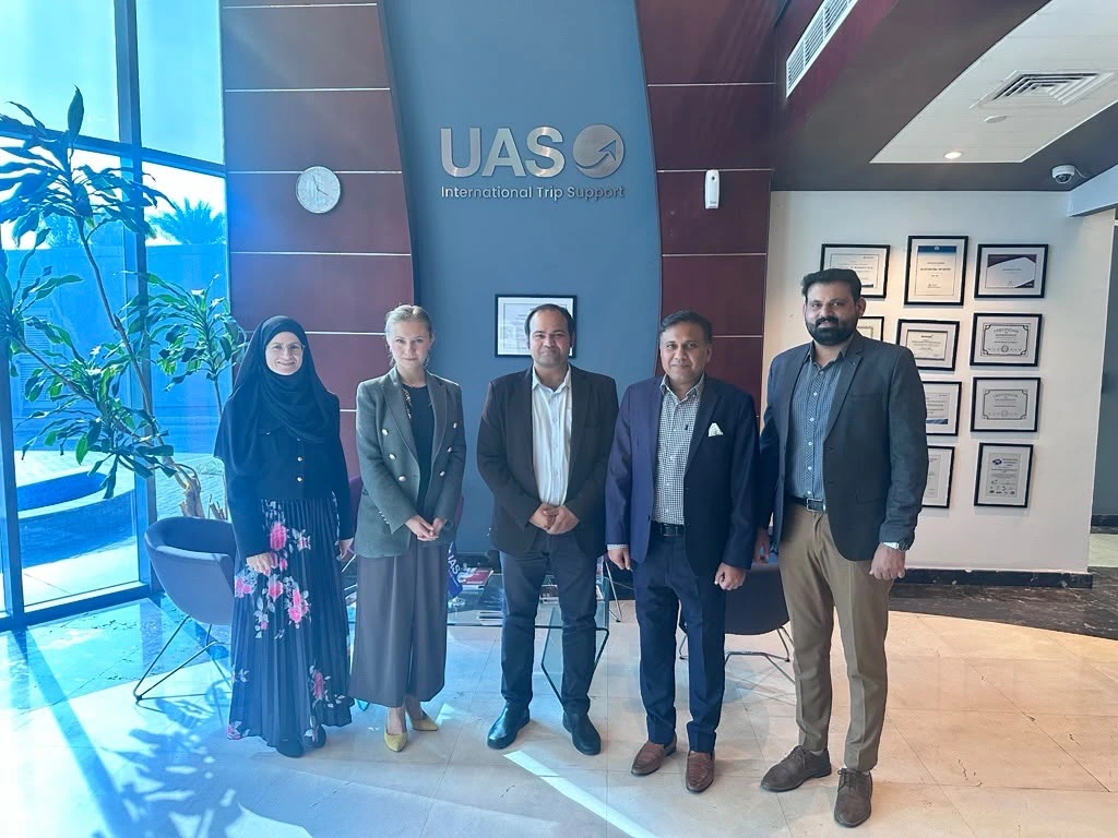 Group photo at UAS International Trip Support during the ISO 9001:2015 audit by TUV SUD